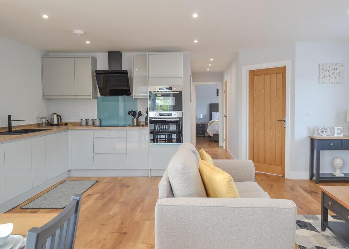 Готель Cotswold Gateway Escape Offenham Екстер'єр фото