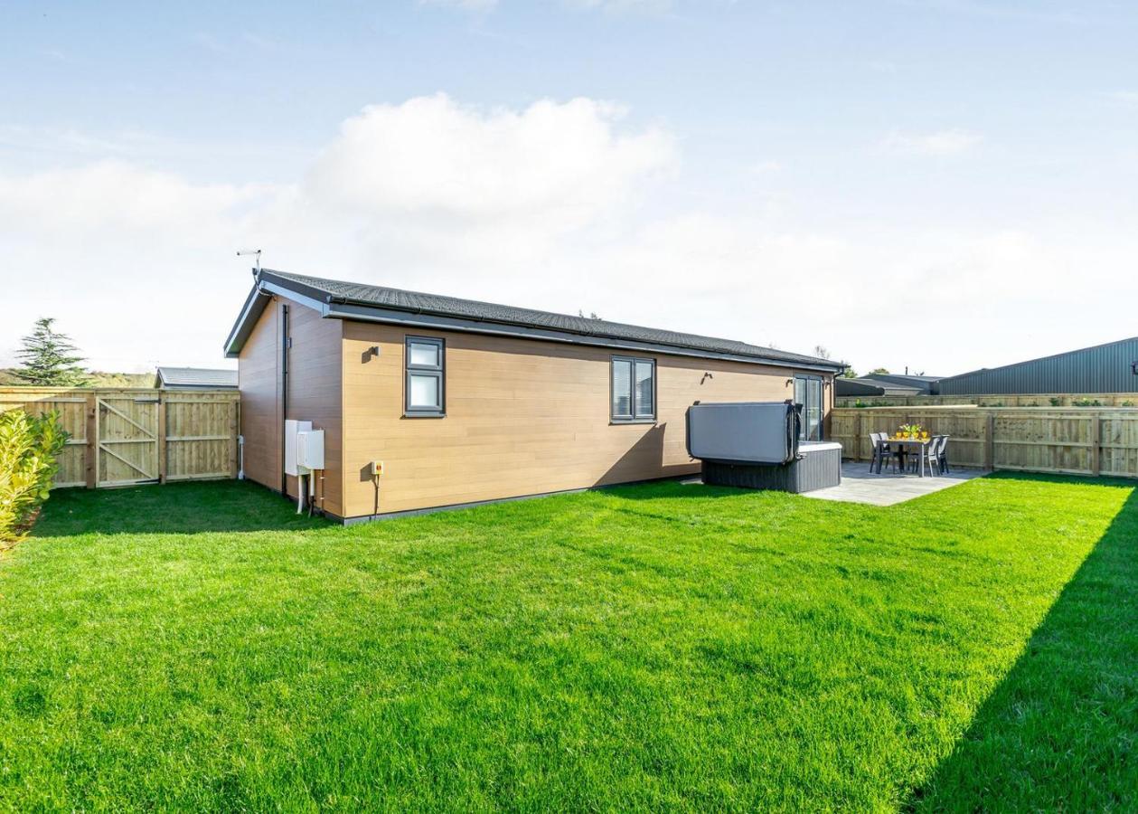 Готель Cotswold Gateway Escape Offenham Екстер'єр фото