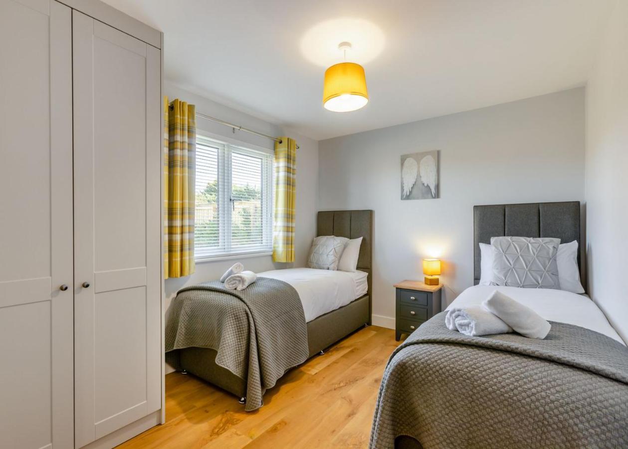 Готель Cotswold Gateway Escape Offenham Екстер'єр фото